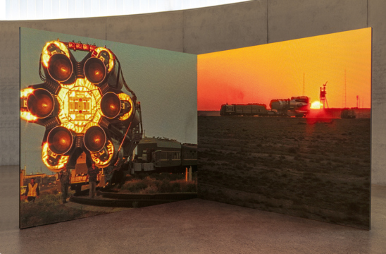 Skulpturenhalle | Jane und Louise Wilson